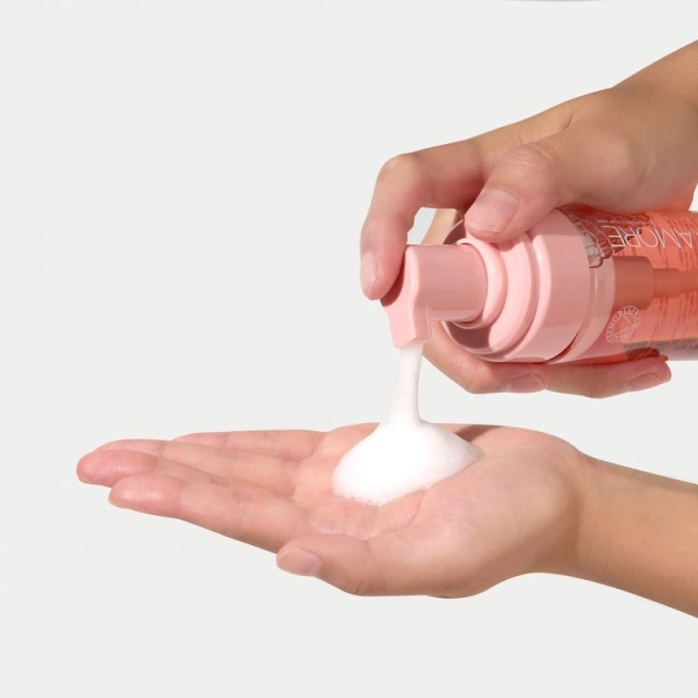 Rose & Tea Tree Bubble Deep Cleansing Foam 150ml